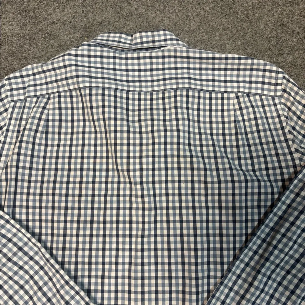 J. Crew men’s blue‎ and White Checkered Casual Shirt size L